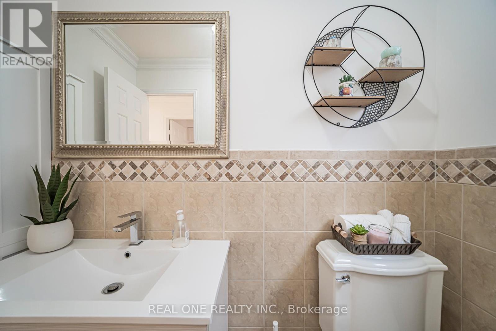 133 RISEBROUGH CIRCUIT - 36