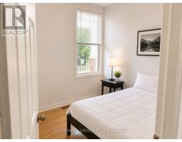 586 Huron Street, Toronto, ON M5R2R7 Photo 6