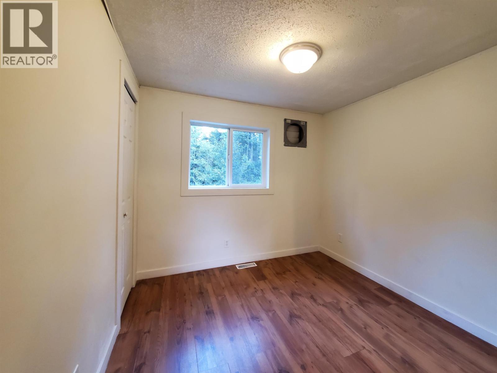 1017 HAZEL ROAD - Image 14