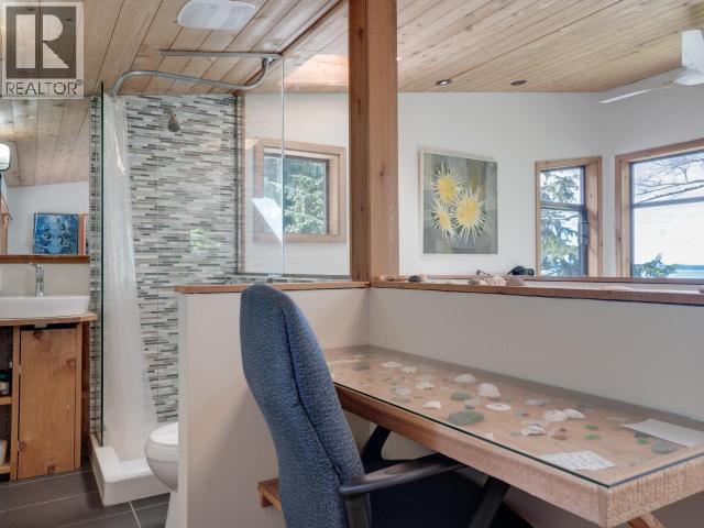 1805 SAVARY ISLAND RD - Image 29