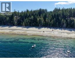 1805 Savary Island Rd, Savary Island, BC V0N2G0 Photo 47