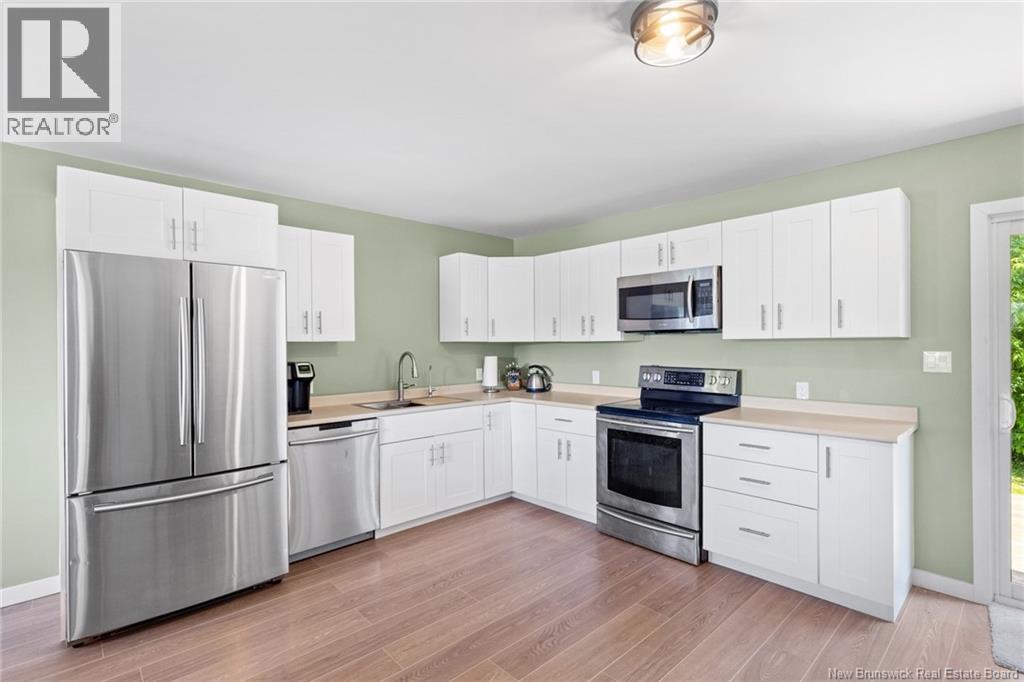 12 Mott Road - Image 16