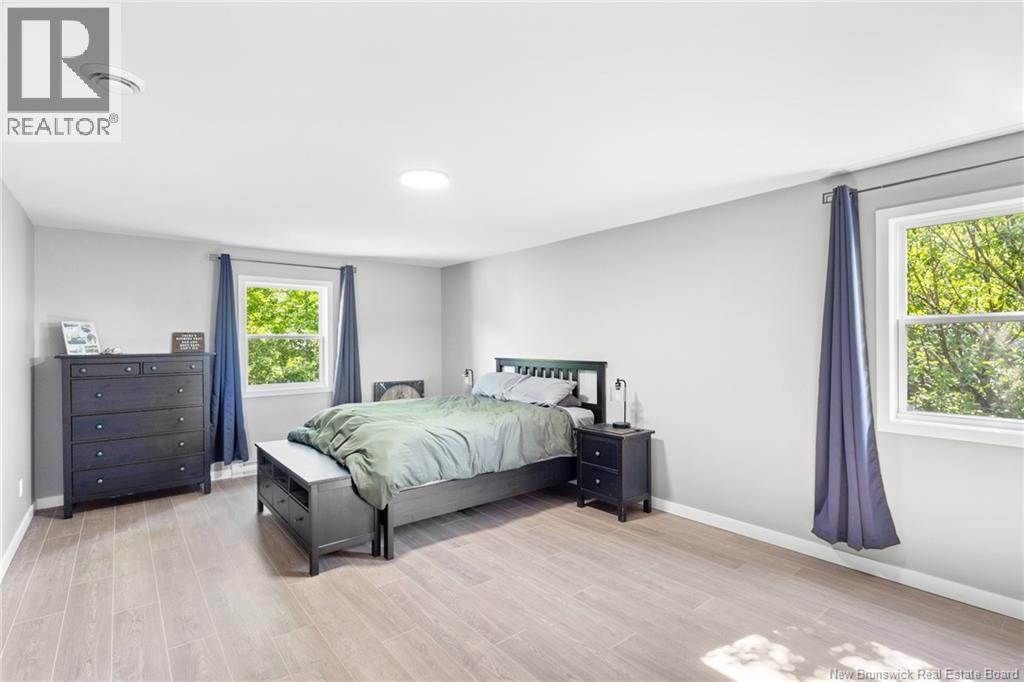 12 Mott Road - Image 23