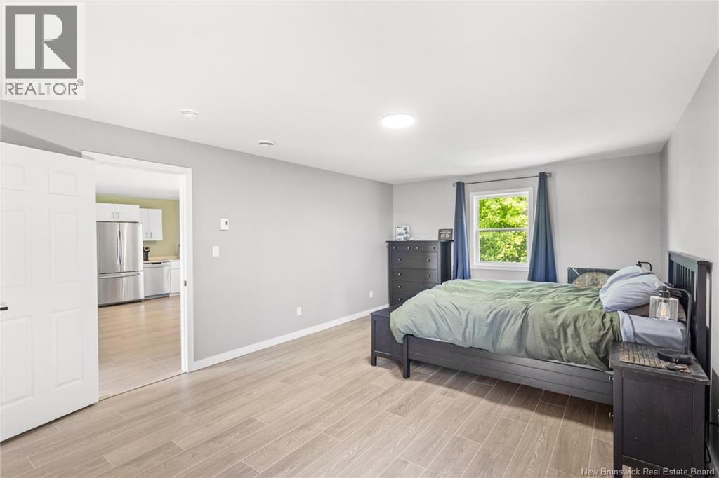 12 Mott Road - Image 24