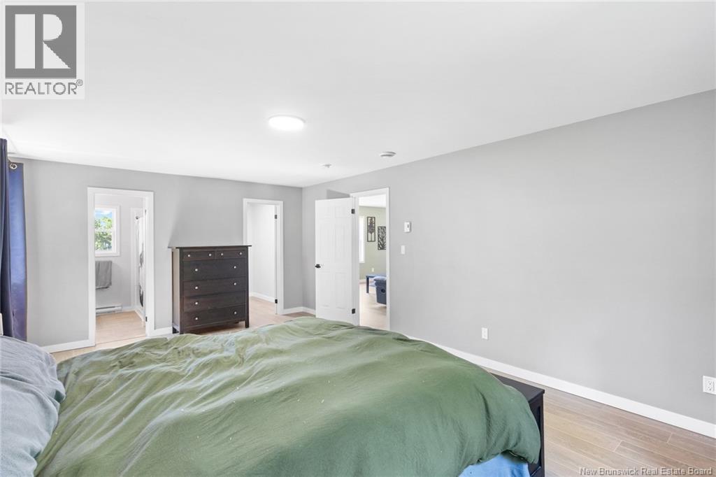12 Mott Road - Image 26