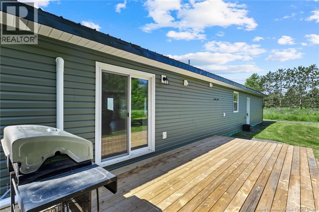 12 Mott Road - Image 36