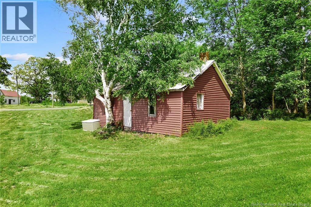 12 Mott Road - Image 43