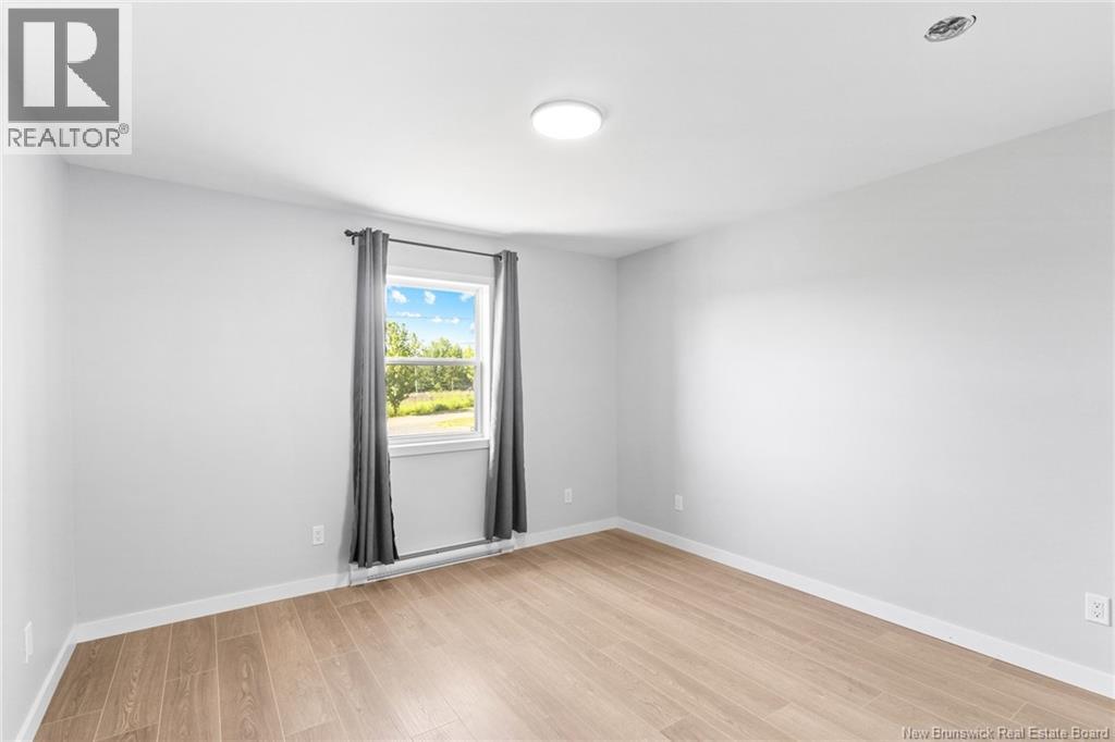 12 Mott Road - Image 31