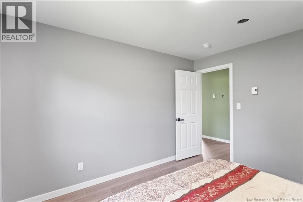 12 Mott Road - Image 30
