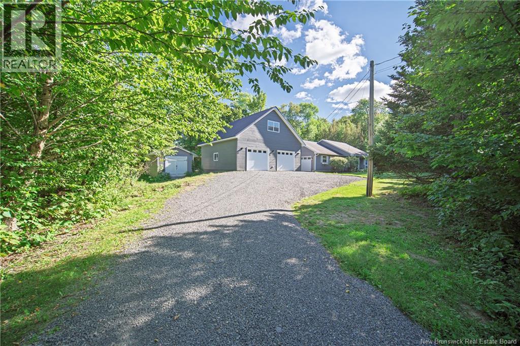 122 Fawn Crescent - 29