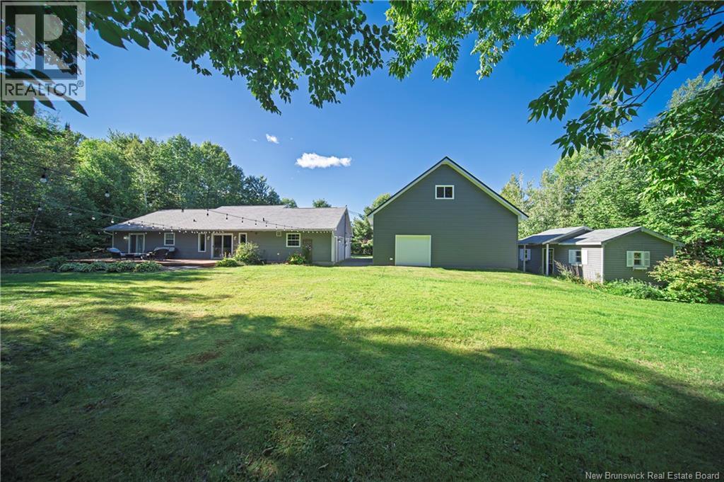 122 Fawn Crescent - 35