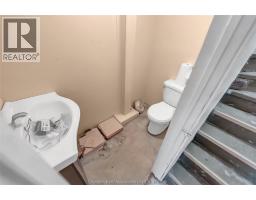 12 Mckinnon Drive, Chatham, ON N7M1B4 Photo 33