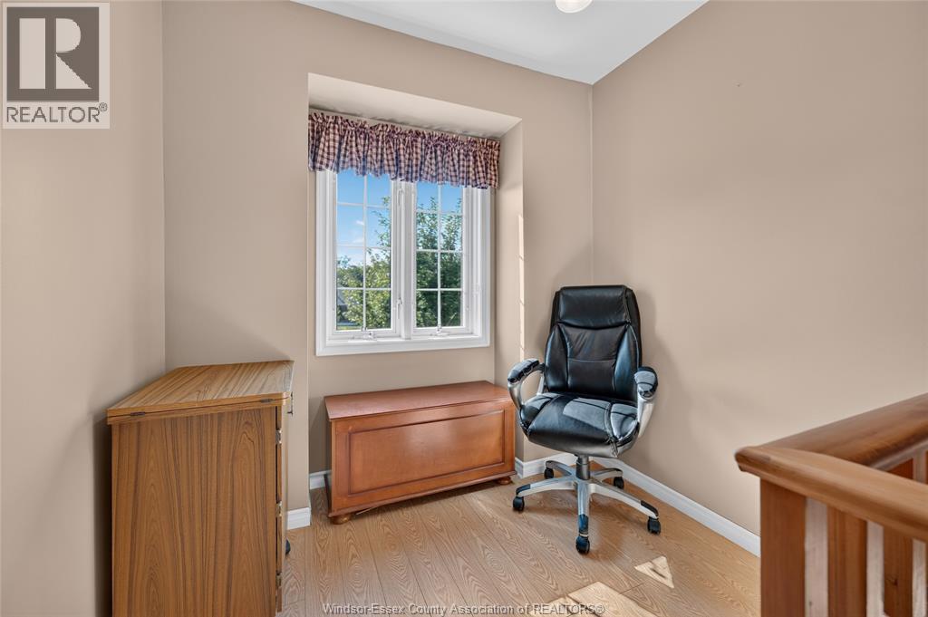 128 Windsor - Image 20