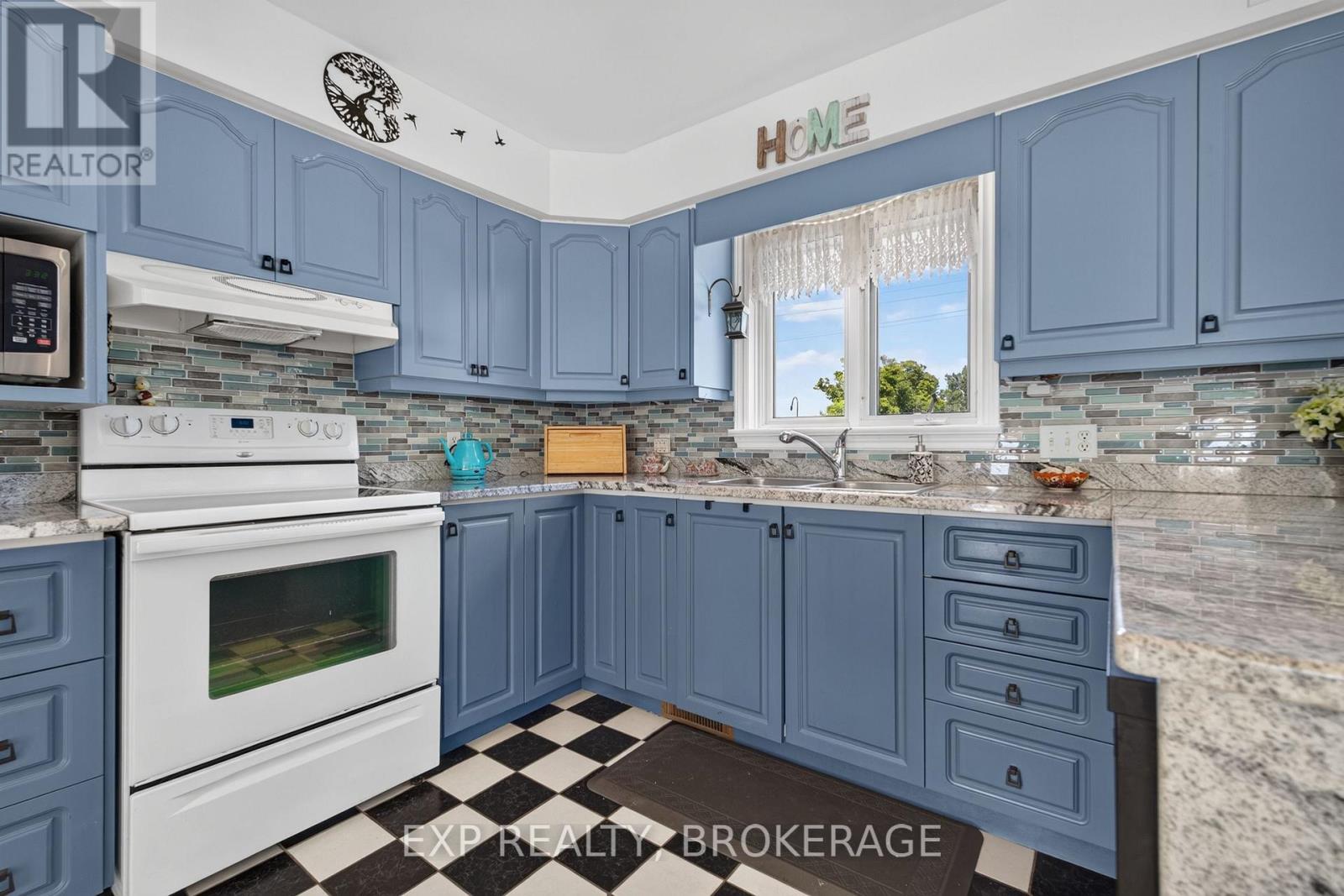 179 BOBS LAKE LANE 11 - Image 18