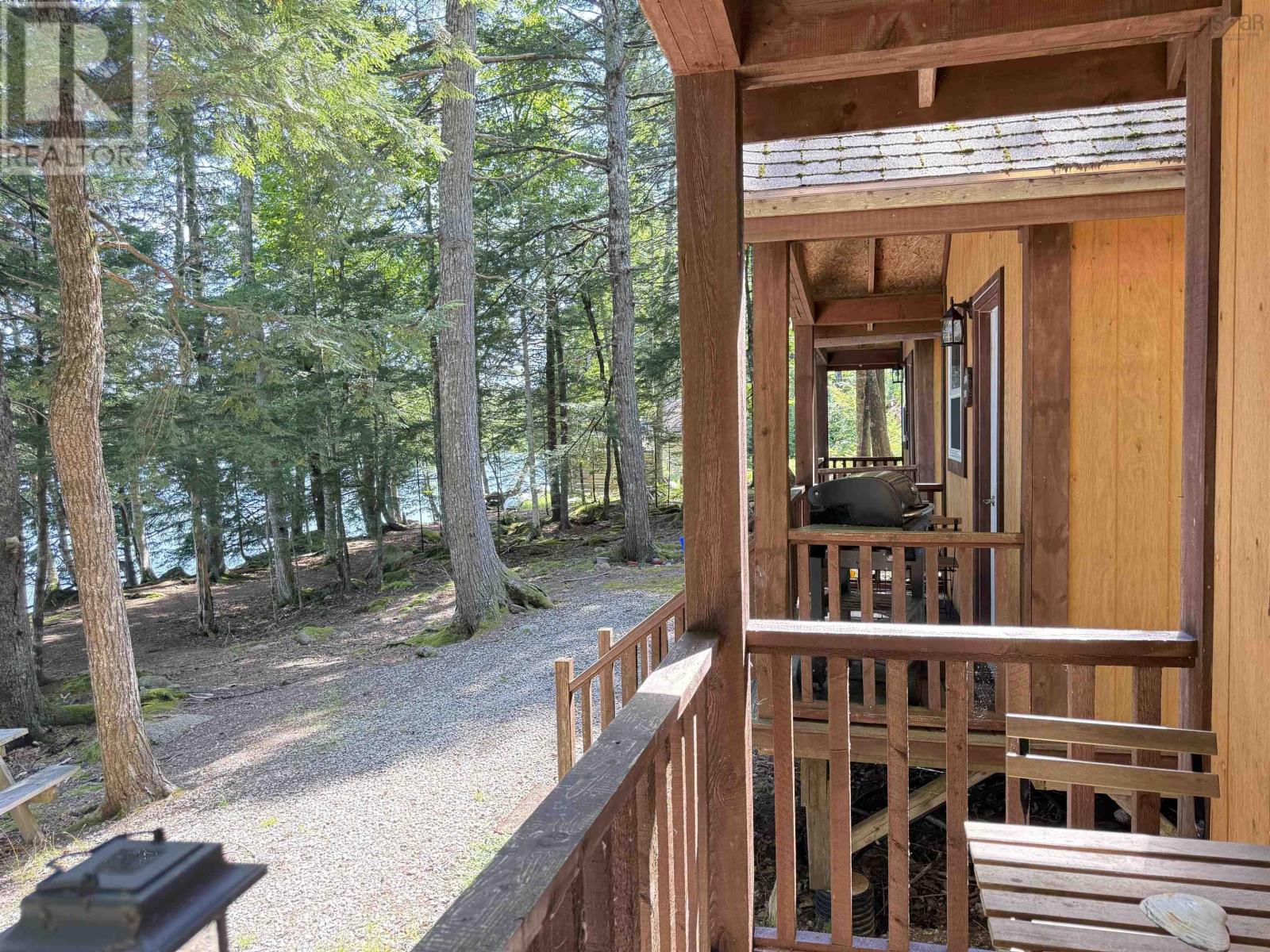 118 South Point Lane - 32