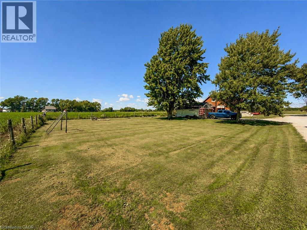 4 BAYGROVE Line - Image 21