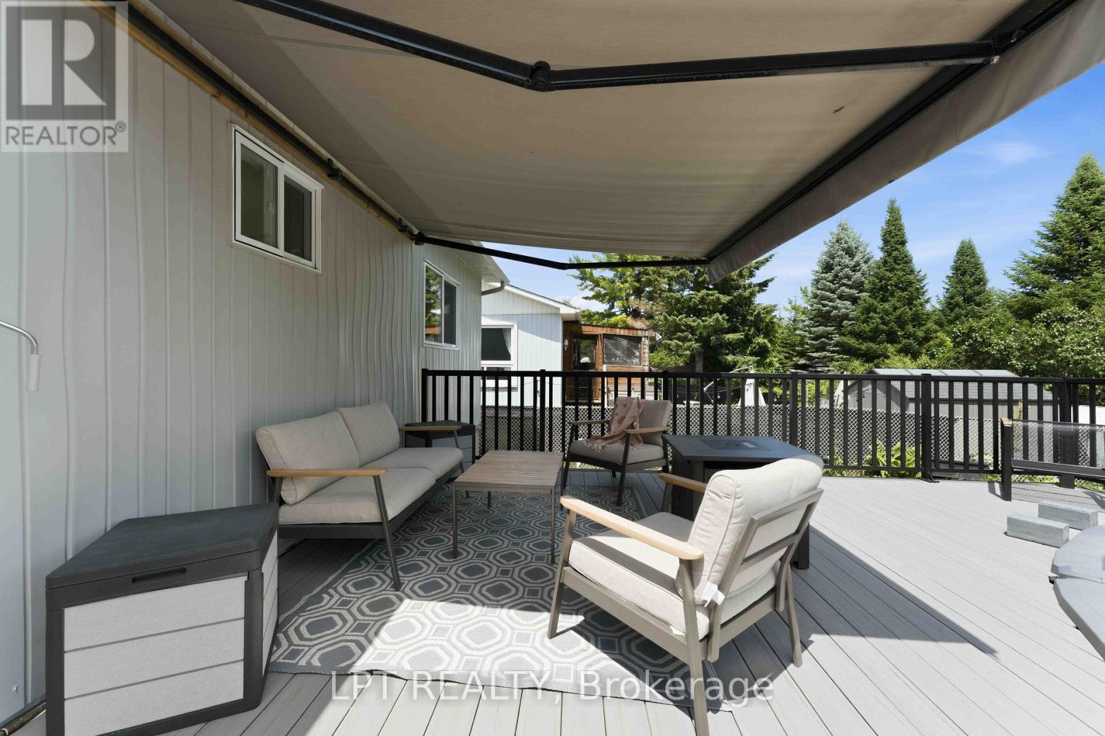 34 FRINGEWOOD DRIVE - 30