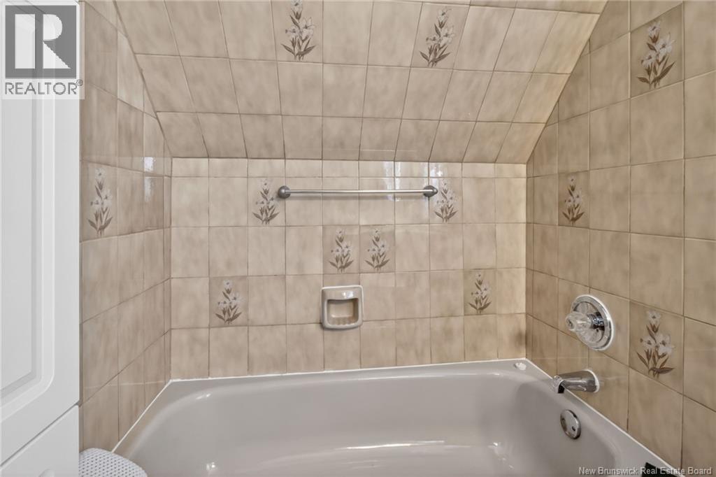 9 Mansfield - Image 10