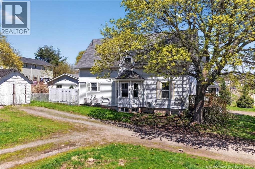 9 Mansfield - 2