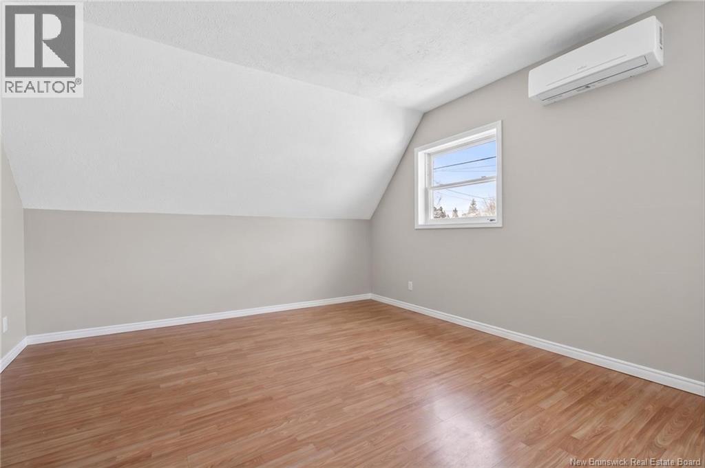 9 Mansfield - Image 14