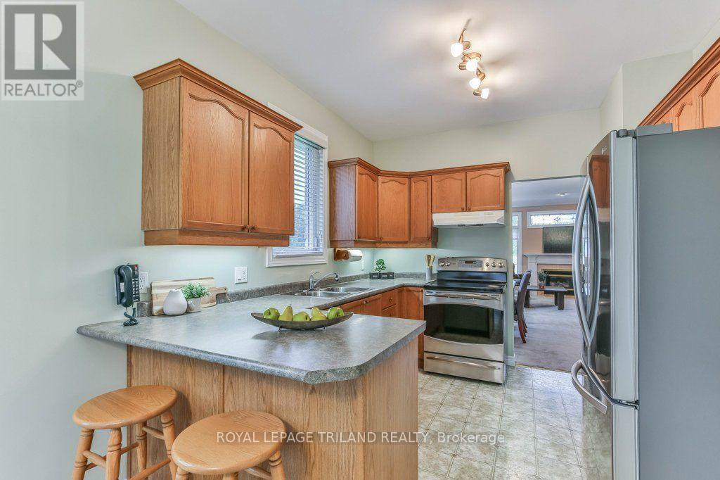 #42 44 EDGEVALLEY ROAD - 10