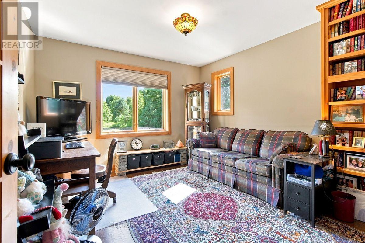 31998 SCOUT ROAD - Image 26