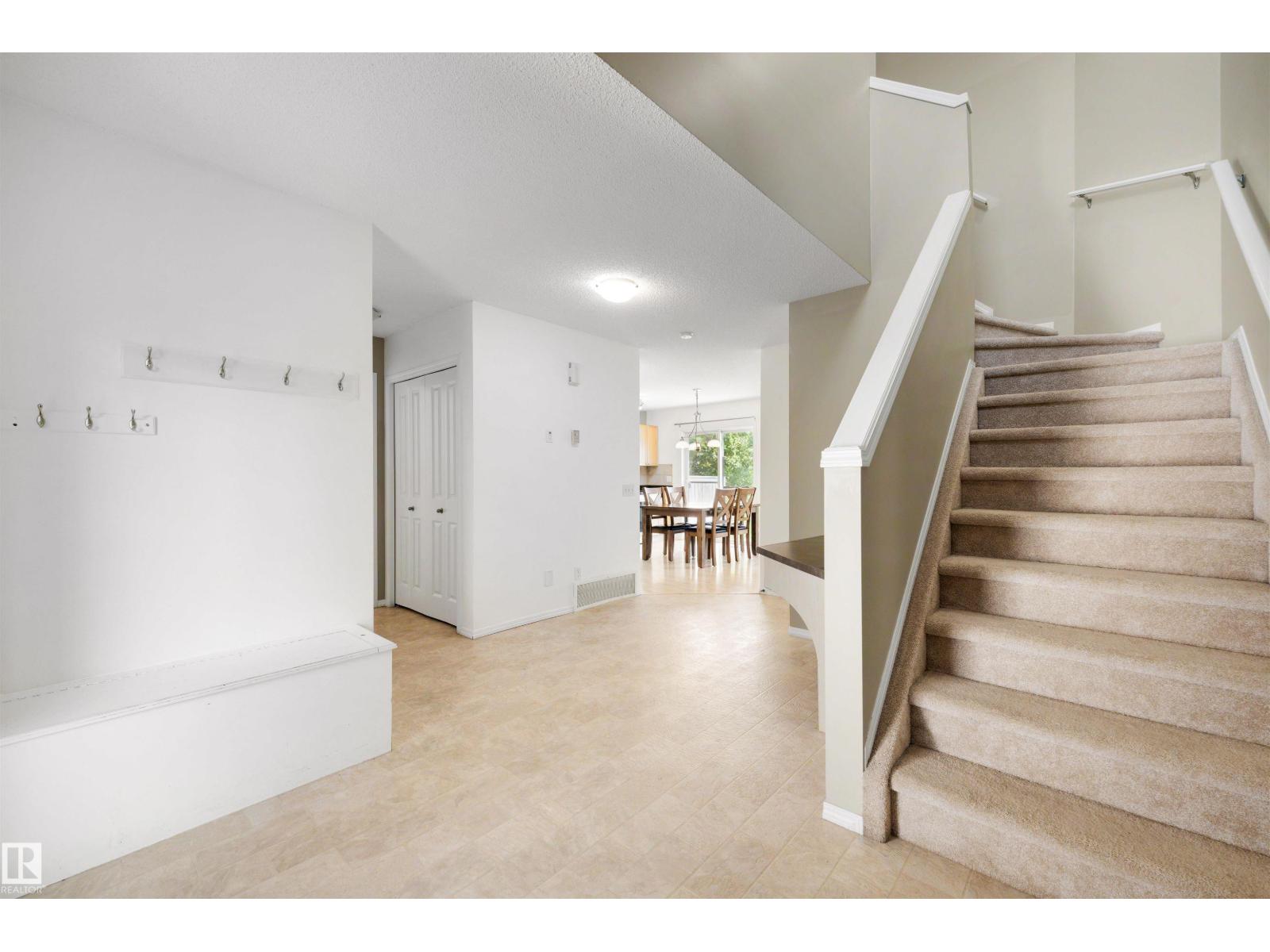 #13 450 HYNDMAN CR NW - Image 3