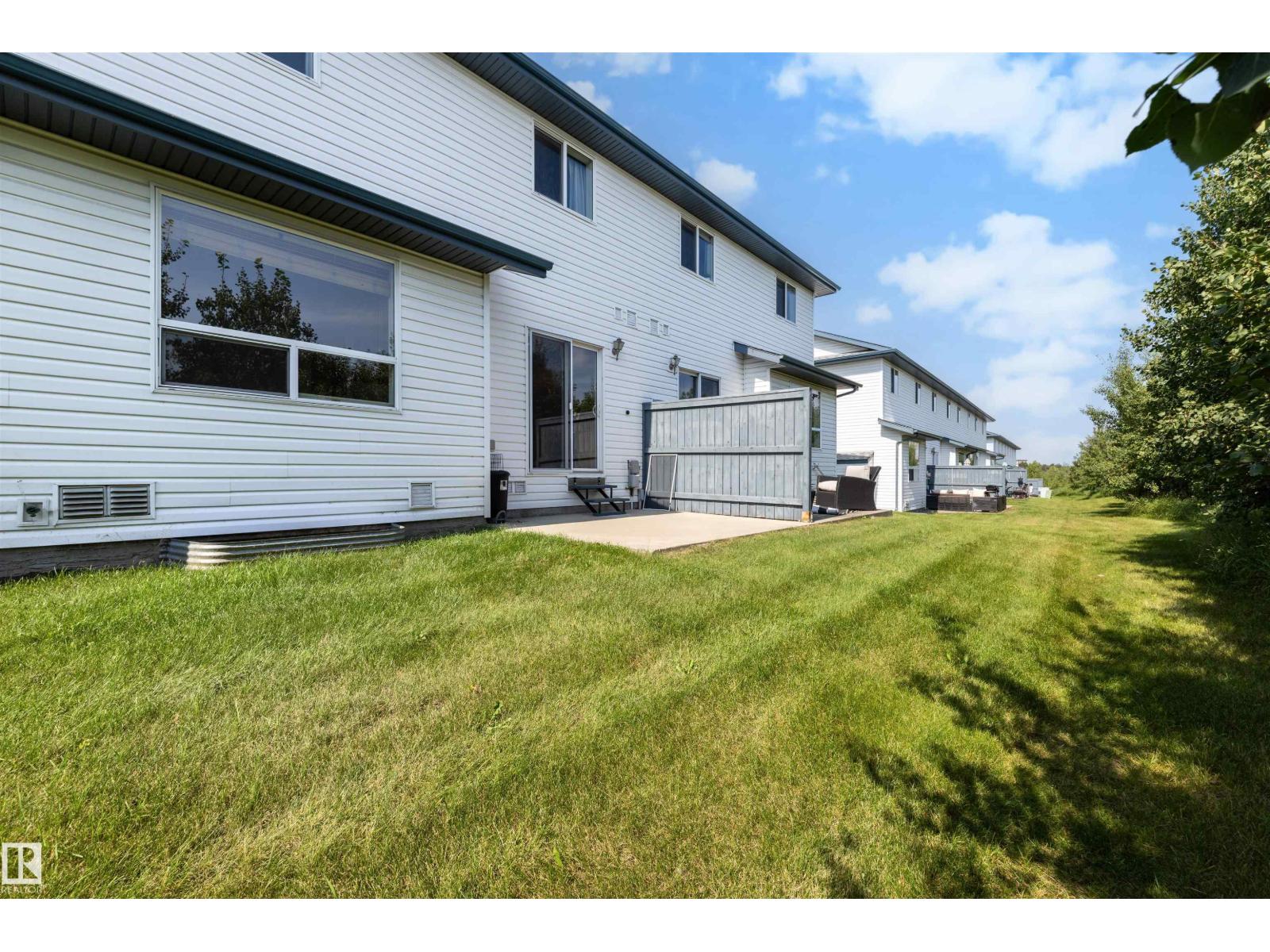 #13 450 HYNDMAN CR NW - 31