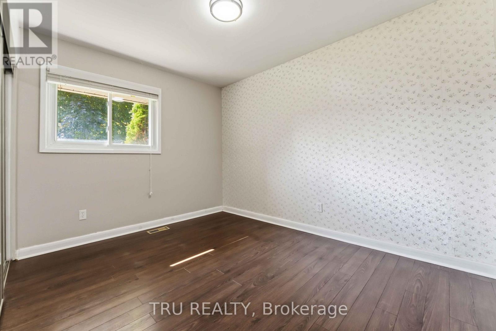 19 ELLERY CRESCENT - Image 29