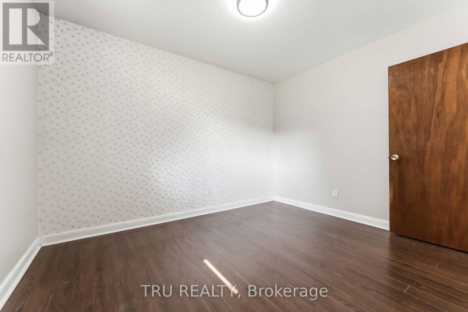 19 ELLERY CRESCENT - Image 30