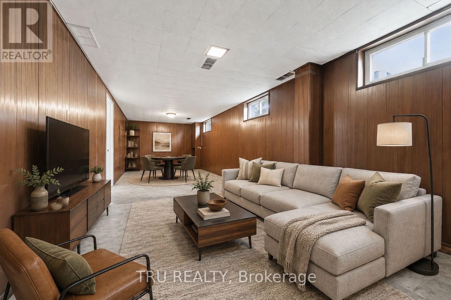 19 ELLERY CRESCENT - 36