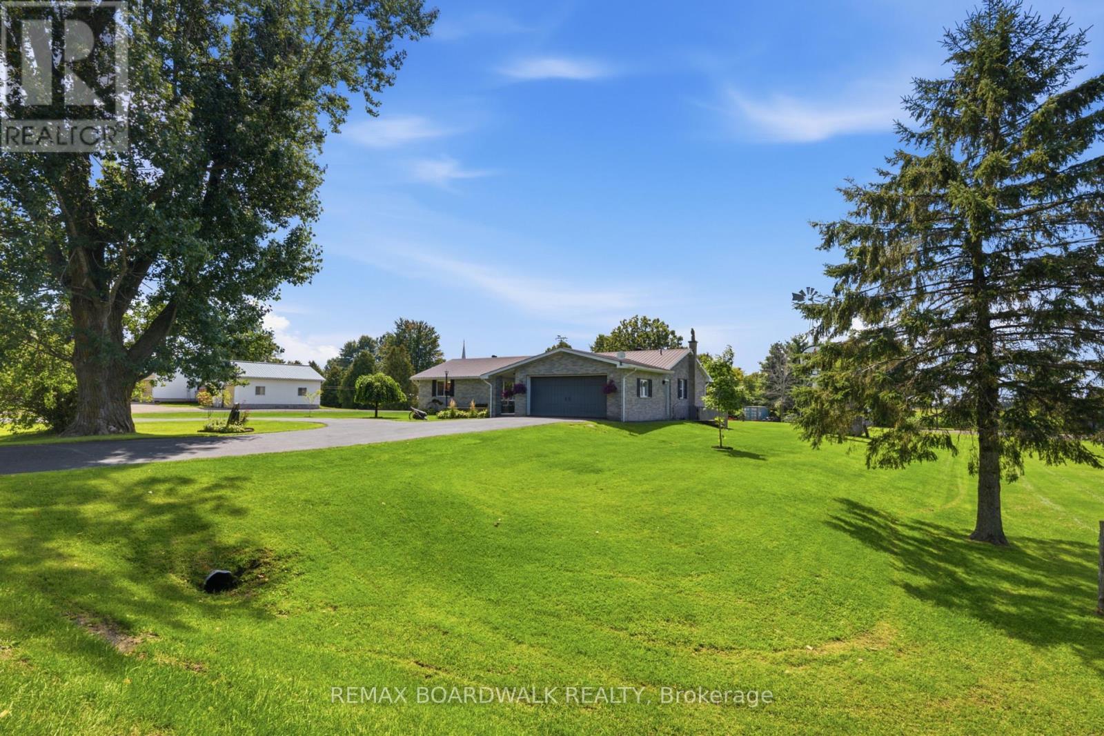 7014 County Rd 22 Road, Edwardsburgh/Cardinal, Ontario, K0E1X0, Edwardsburgh/Cardinal, Ontario — photo 3 of 5