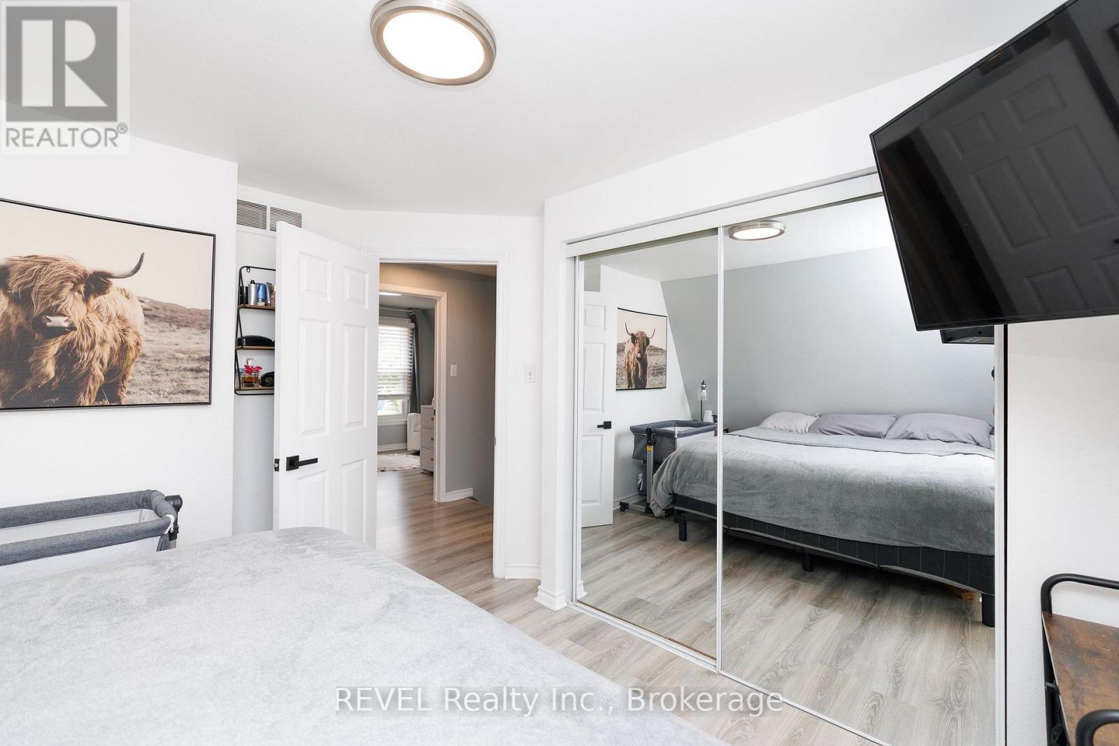 4594 FERGUSON STREET - Image 23