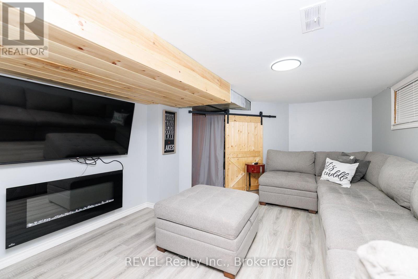 4594 FERGUSON STREET - Image 29