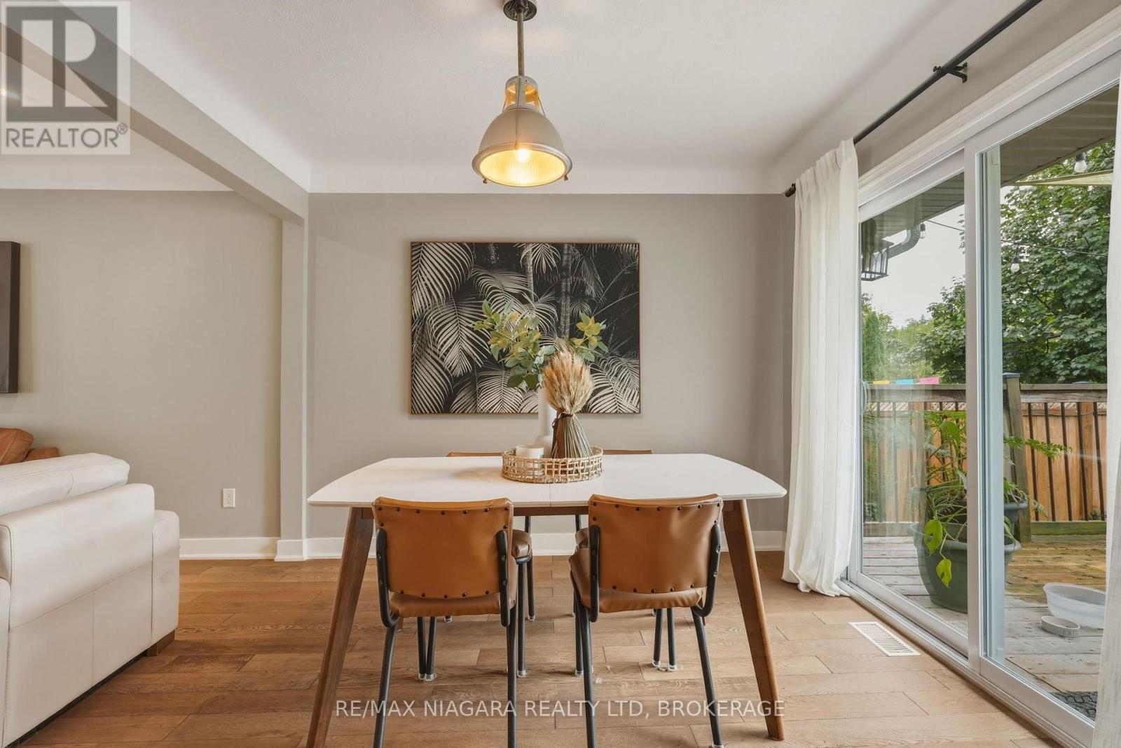 9 YOUNGBLUT AVENUE - 12