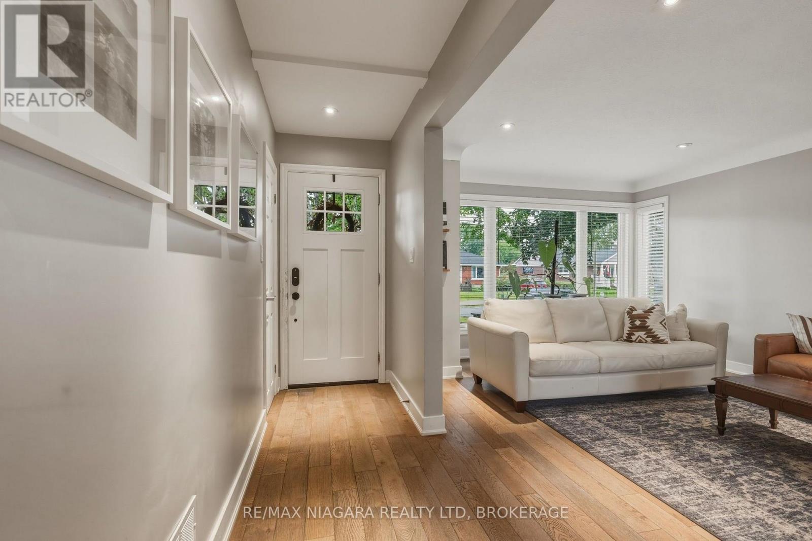 9 YOUNGBLUT AVENUE - 3