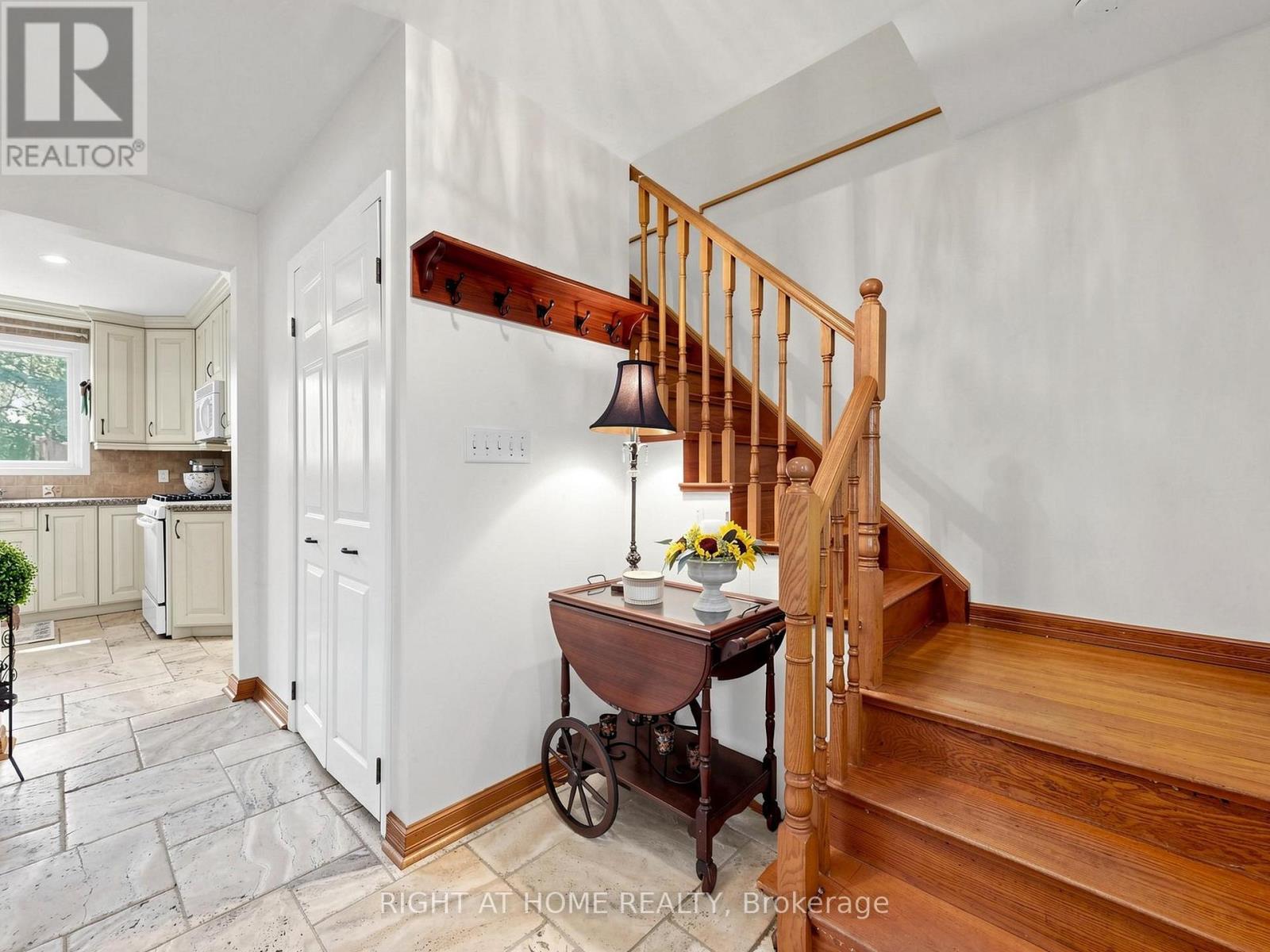 479 BERNHARD CRESCENT - Image 16