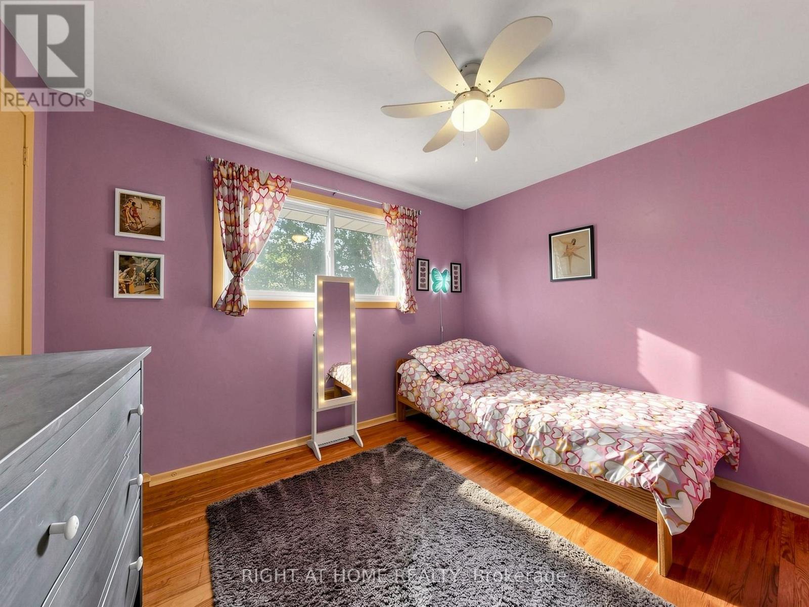 479 BERNHARD CRESCENT - 20