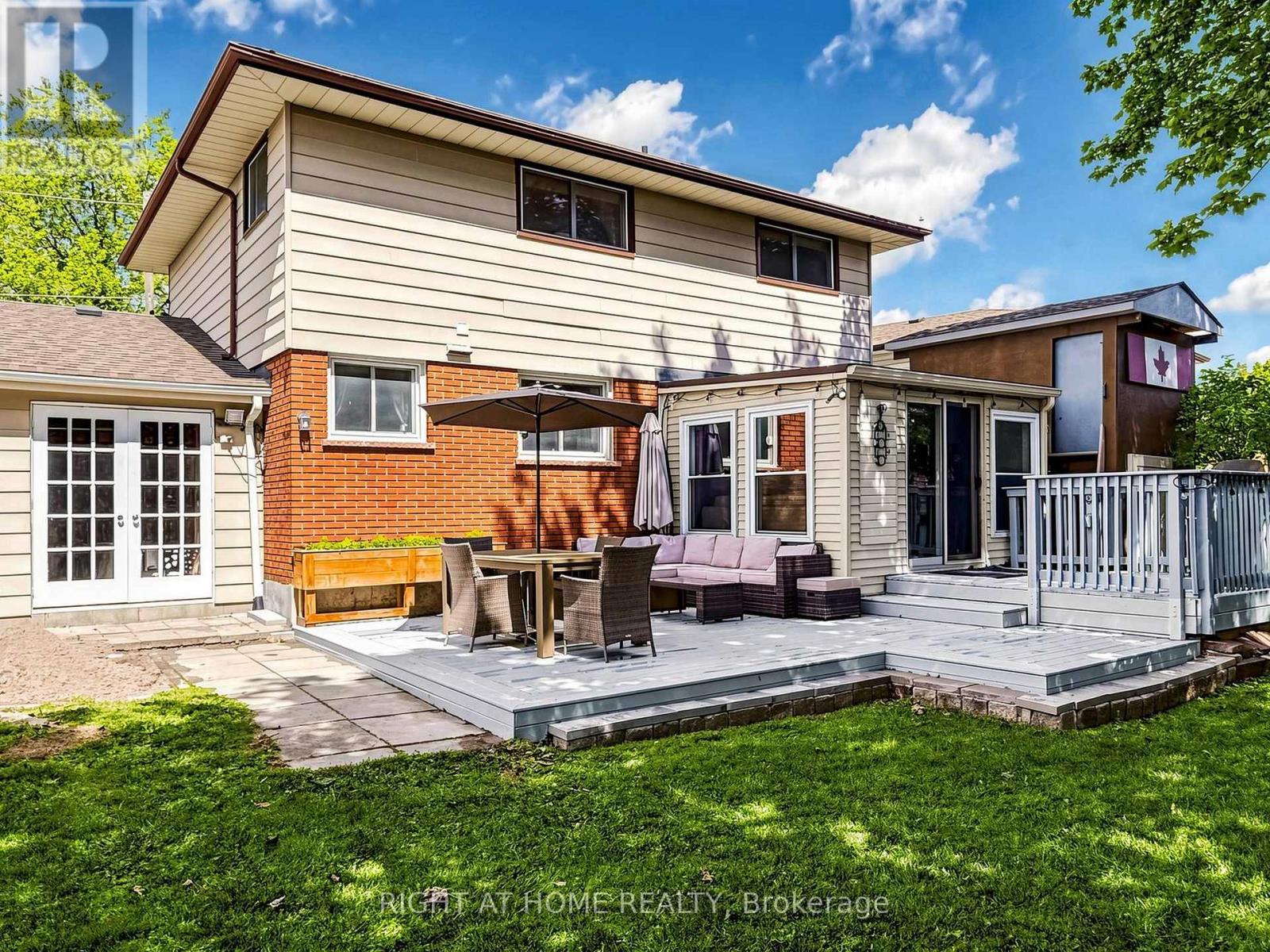 479 BERNHARD CRESCENT - Image 25