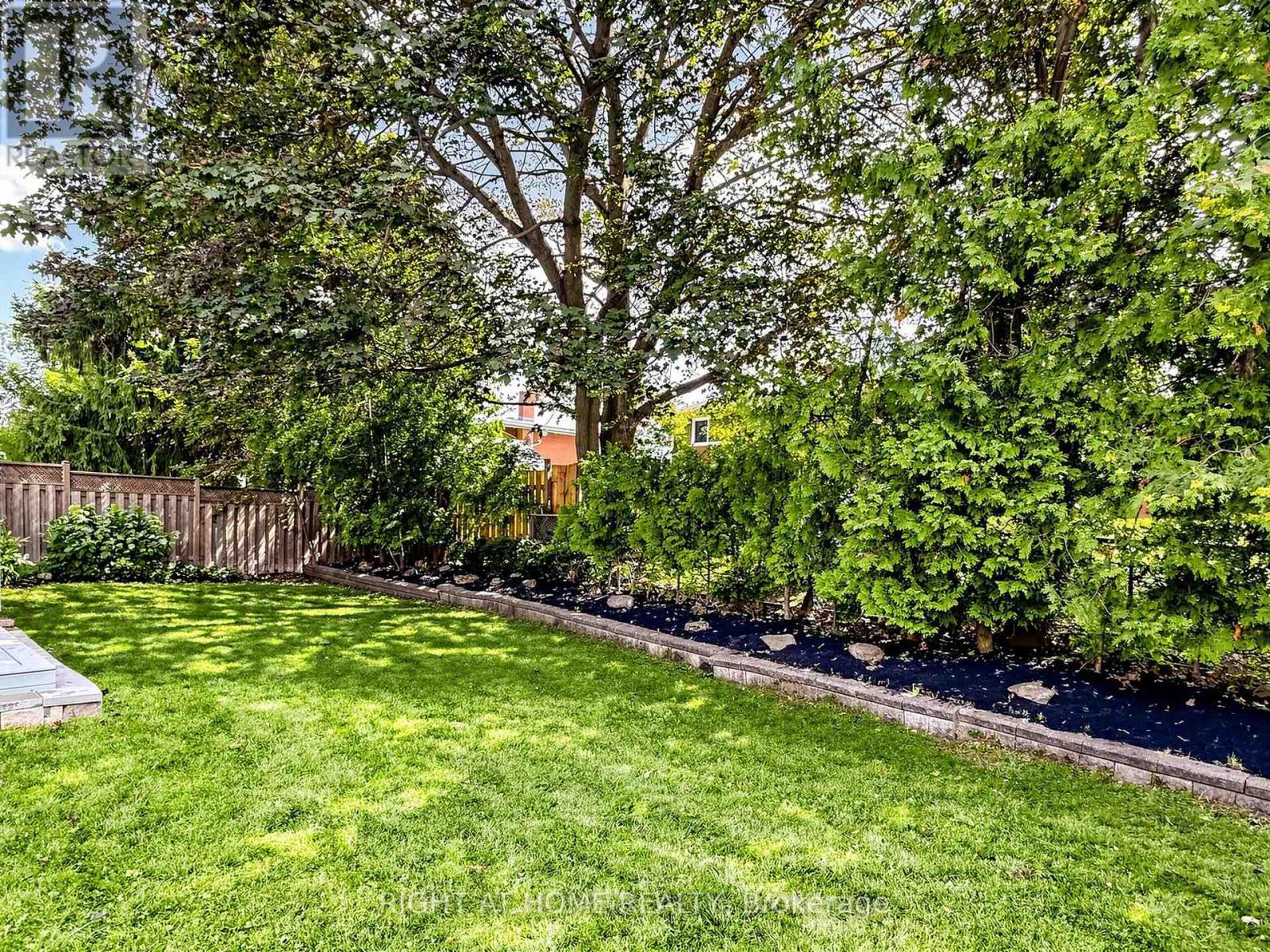 479 BERNHARD CRESCENT - Image 26