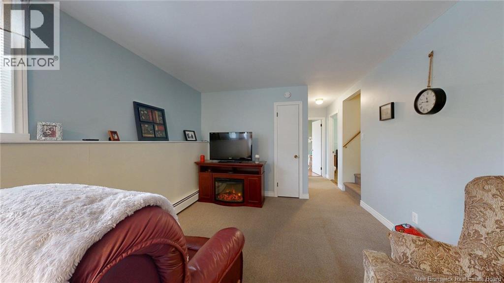 125 Old Road - Image 28