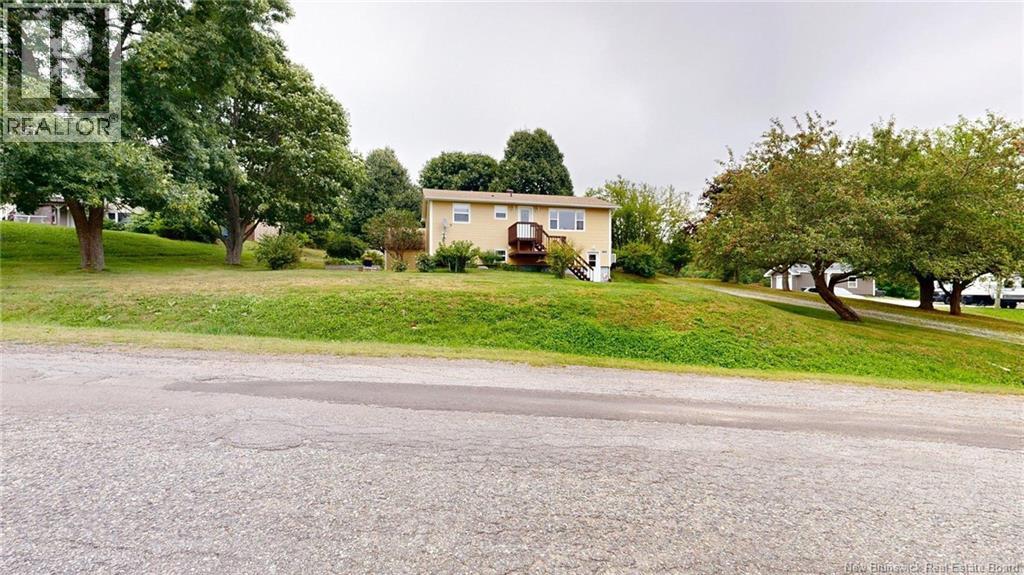 125 Old Road - Image 40