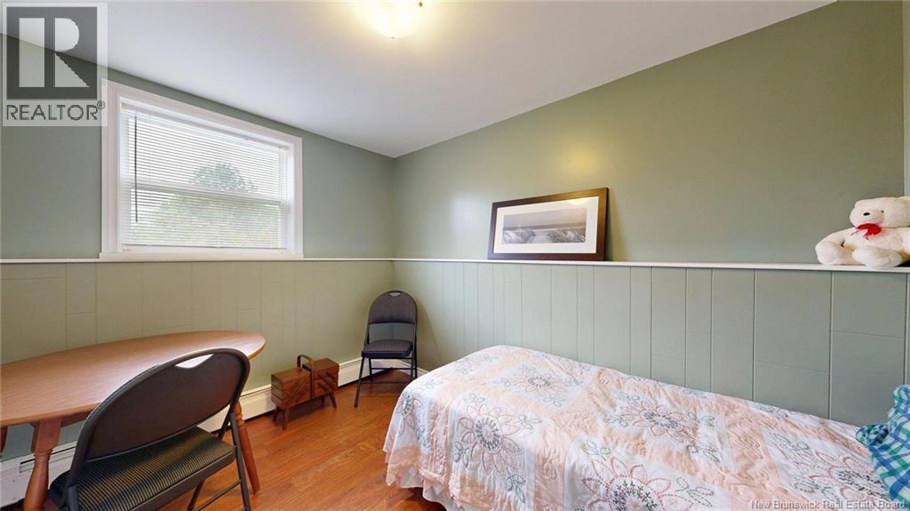 125 Old Road - 36