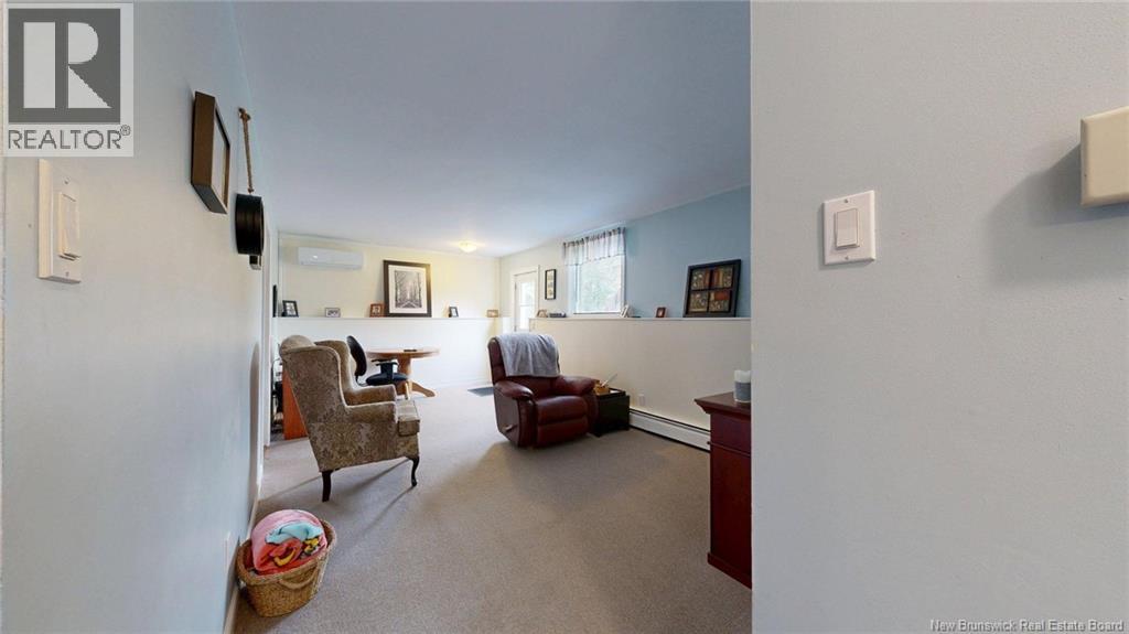 125 Old Road - Image 26