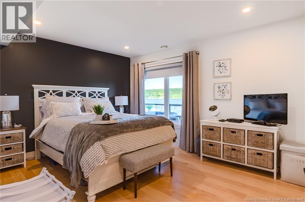 615 Gondola Point - 30