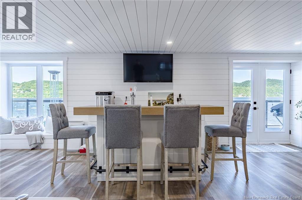 615 Gondola Point - 34