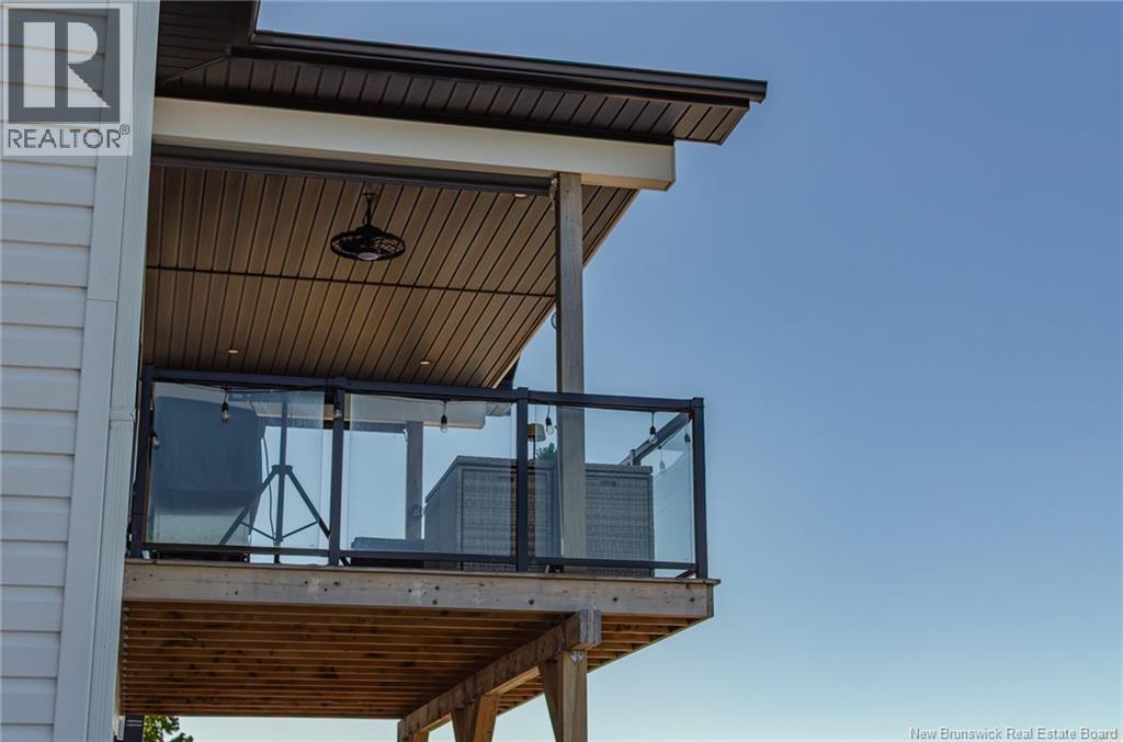 615 Gondola Point - Image 40