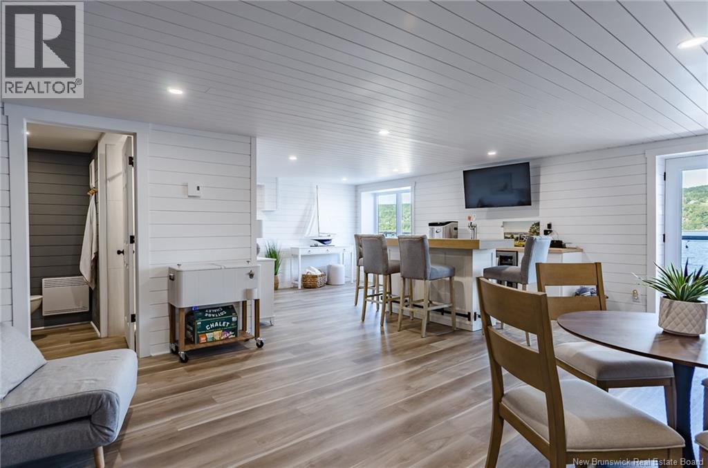 615 Gondola Point - 33