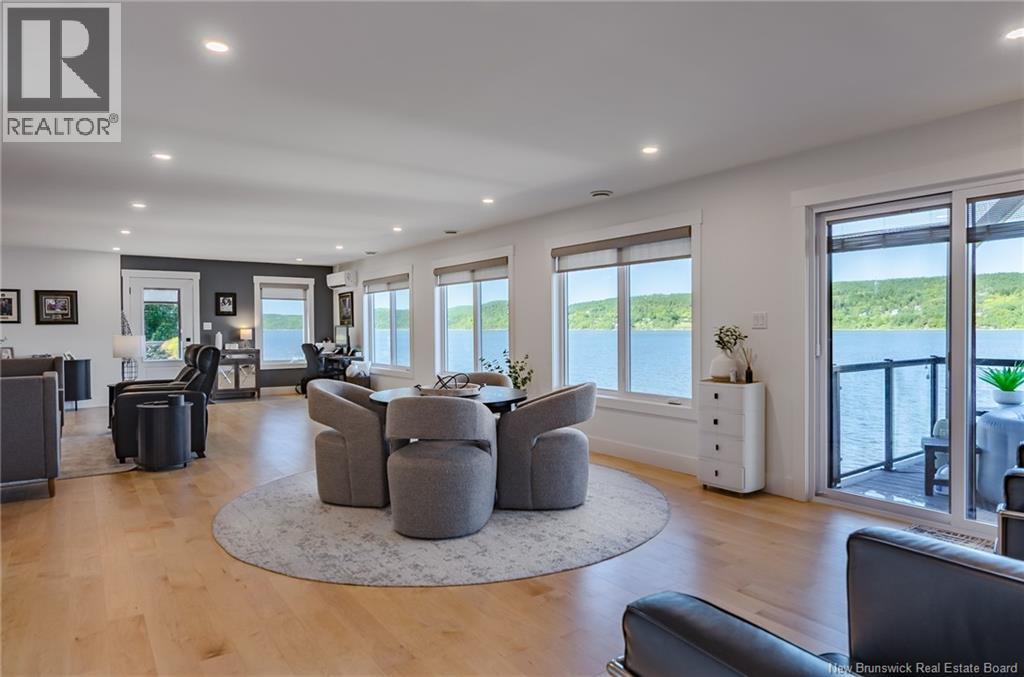 615 Gondola Point - 27