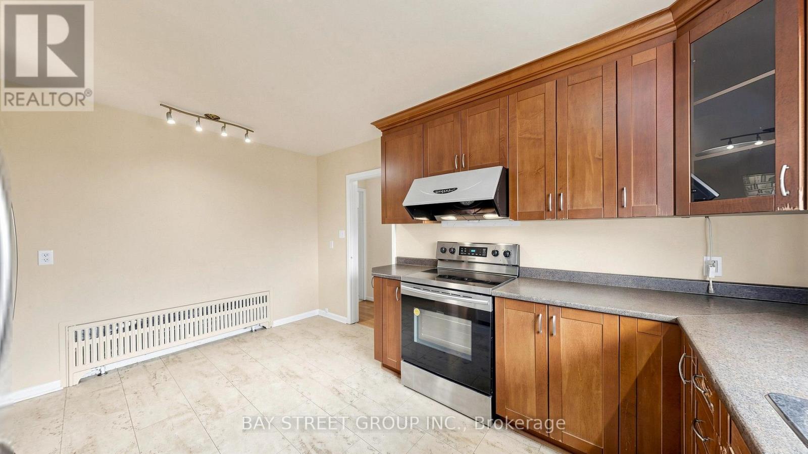 14 MACHAR PLACE - Image 11